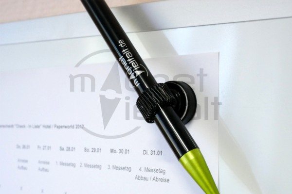 Sitfthalter-mit-Magnetfuss-schwarz-Anwendung8-pen-holders-with-magnet-foot58c7bcdd7290a